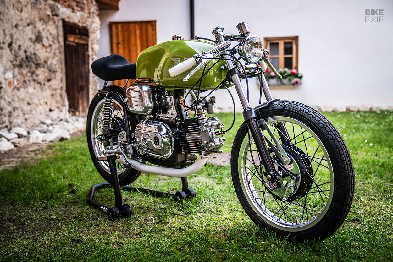 1961 Aermacchi Harley-Davidson 250 Sprint restomod by ExesoR Motorcycles