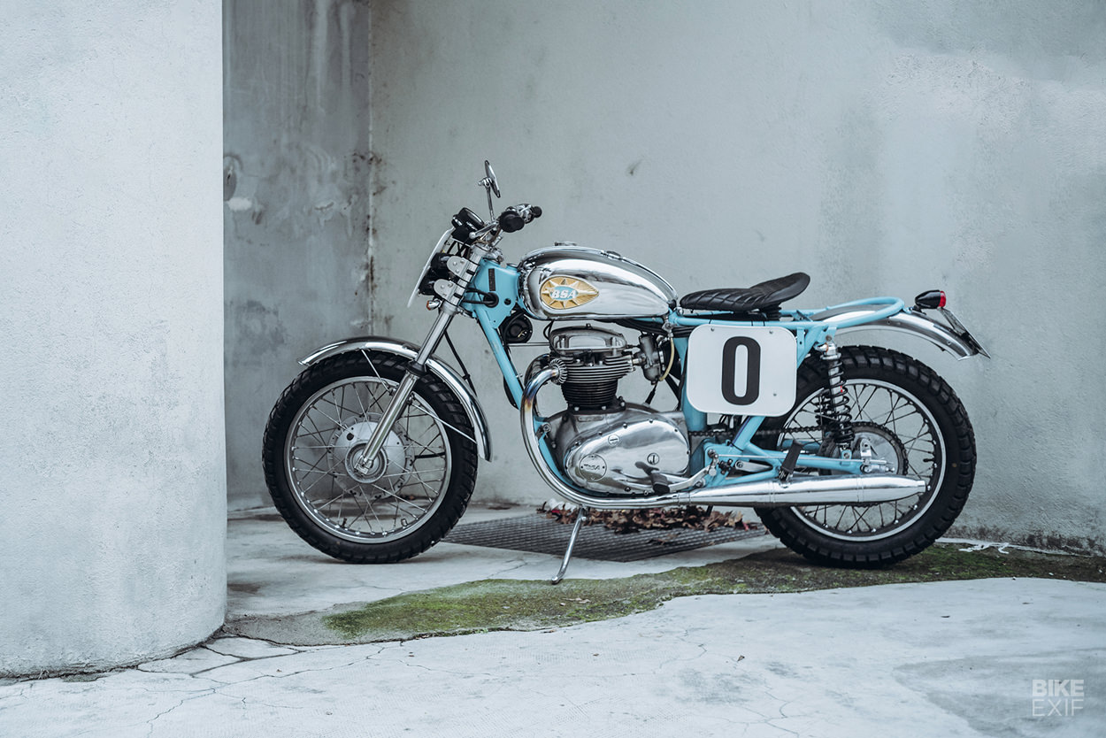 BSA Thunderbolt restomod by Soiatti Moto Classiche