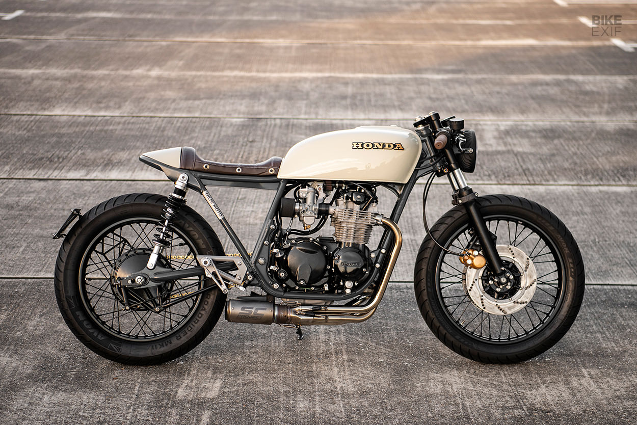 Honda CB550 café racer by Nius Moto