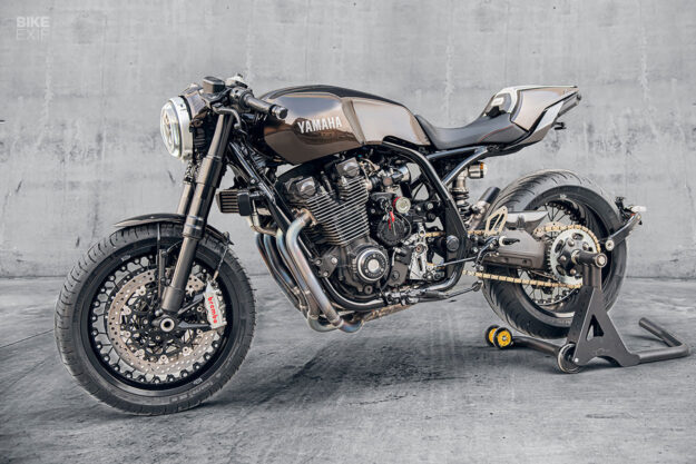 Custom monoshock Yamaha XJR1300