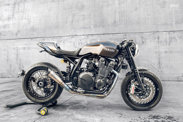 Custom monoshock Yamaha XJR1300