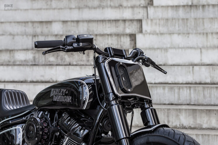 Custom Street Bob by One Way Machine