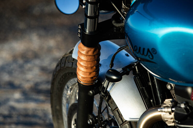 Custom Triumph Street Twin by Deus ex Machina