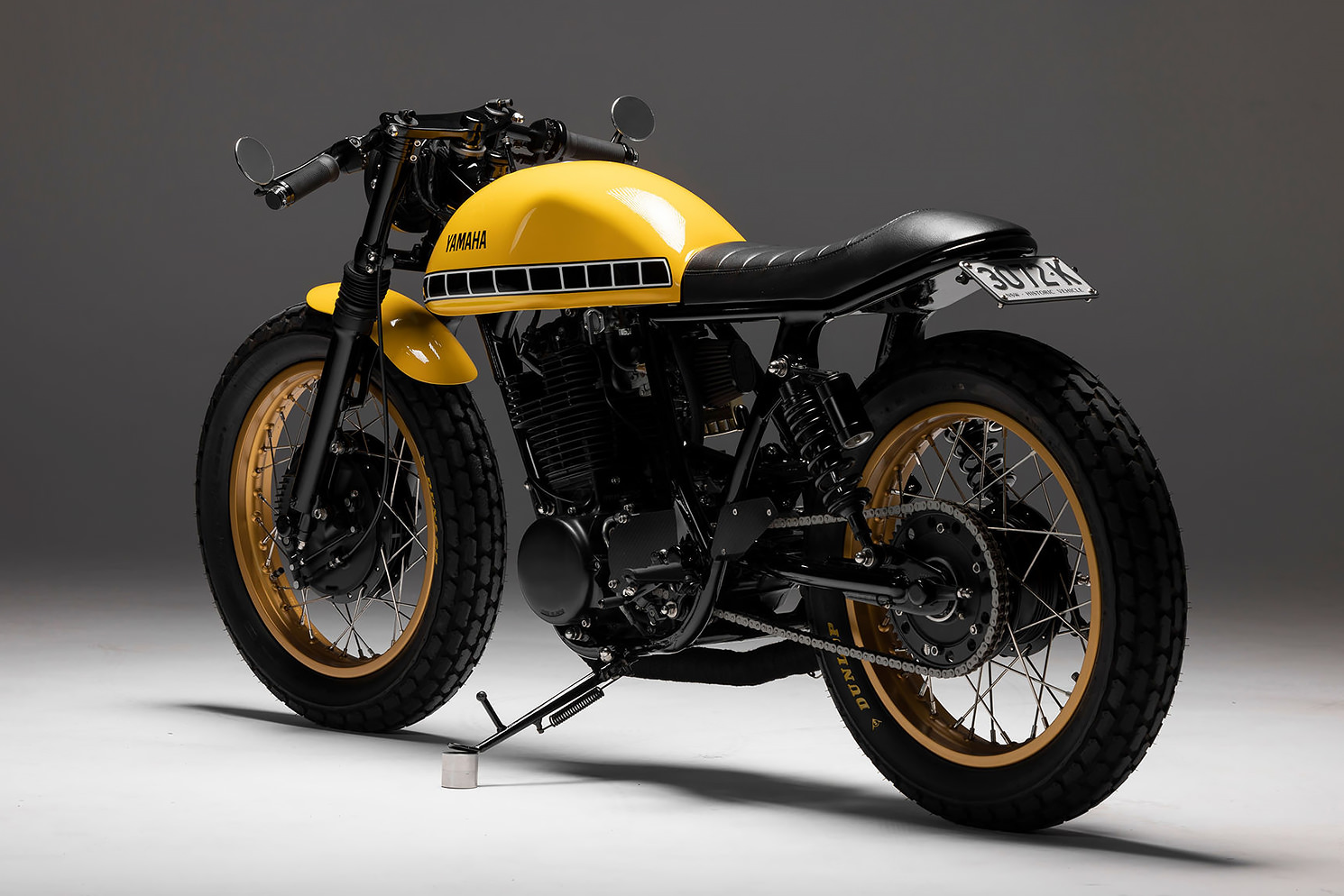 Custom Yamaha SR400 by Black Cycles