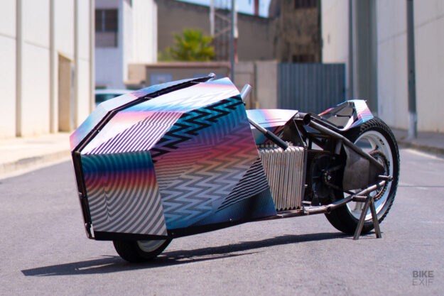 Electric drag racing motorcycle by Bizarro Corp.