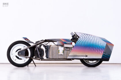 Electric drag racing motorcycle by Bizarro Corp.