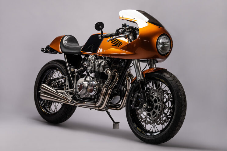 Honda CB400 Four café racer by MotoRelic