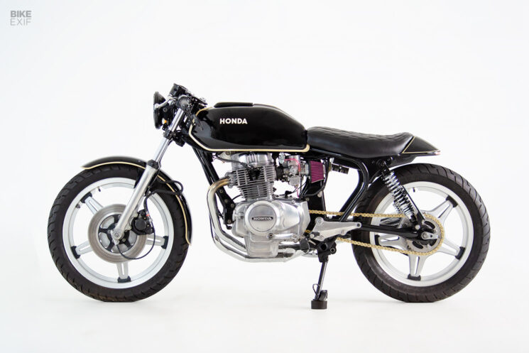 Honda CB400T café racer by Casita Customs