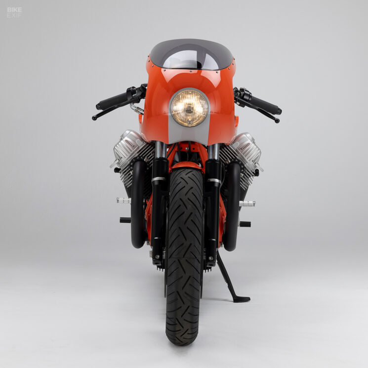 Moto Guzzi café racer by Kaffeemaschine