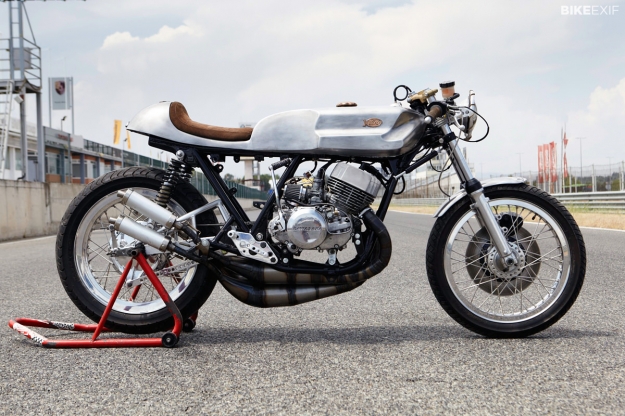 Custom Kawasaki 2-stroke motorcycle by Valtoron