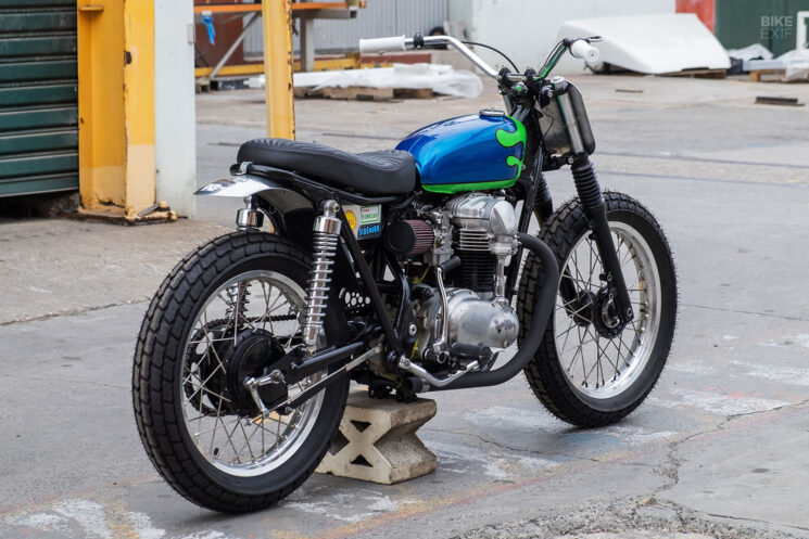 Kawasaki W650 hooligan flat track racer