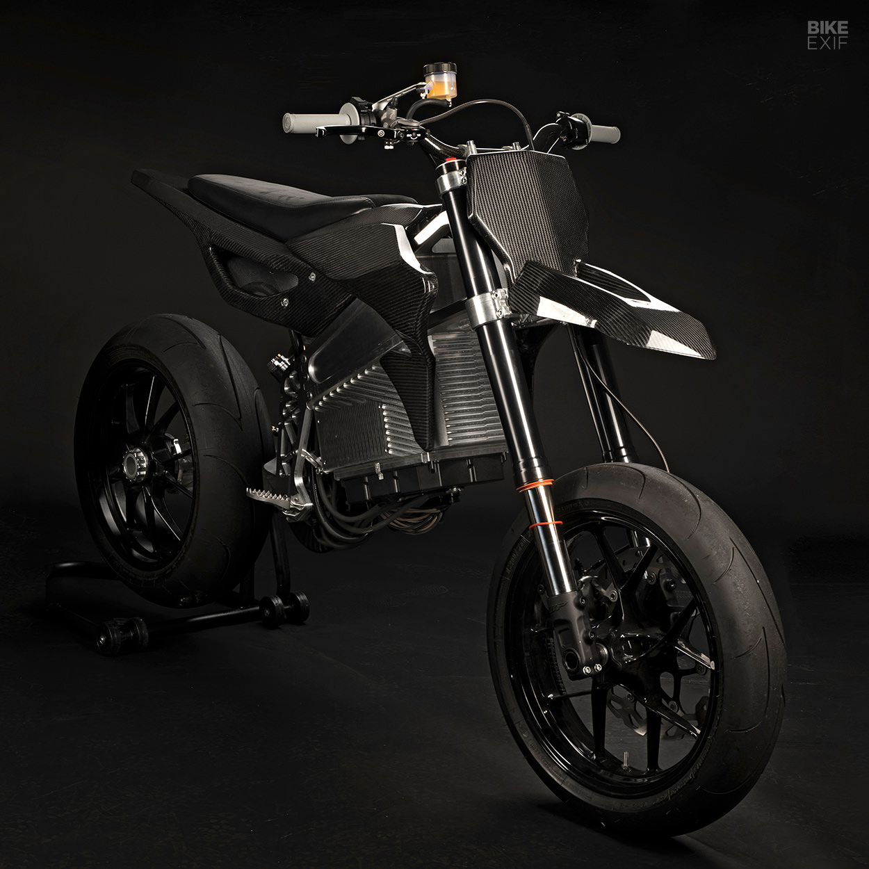 Liion electric supermoto by Axiis Engineering Art