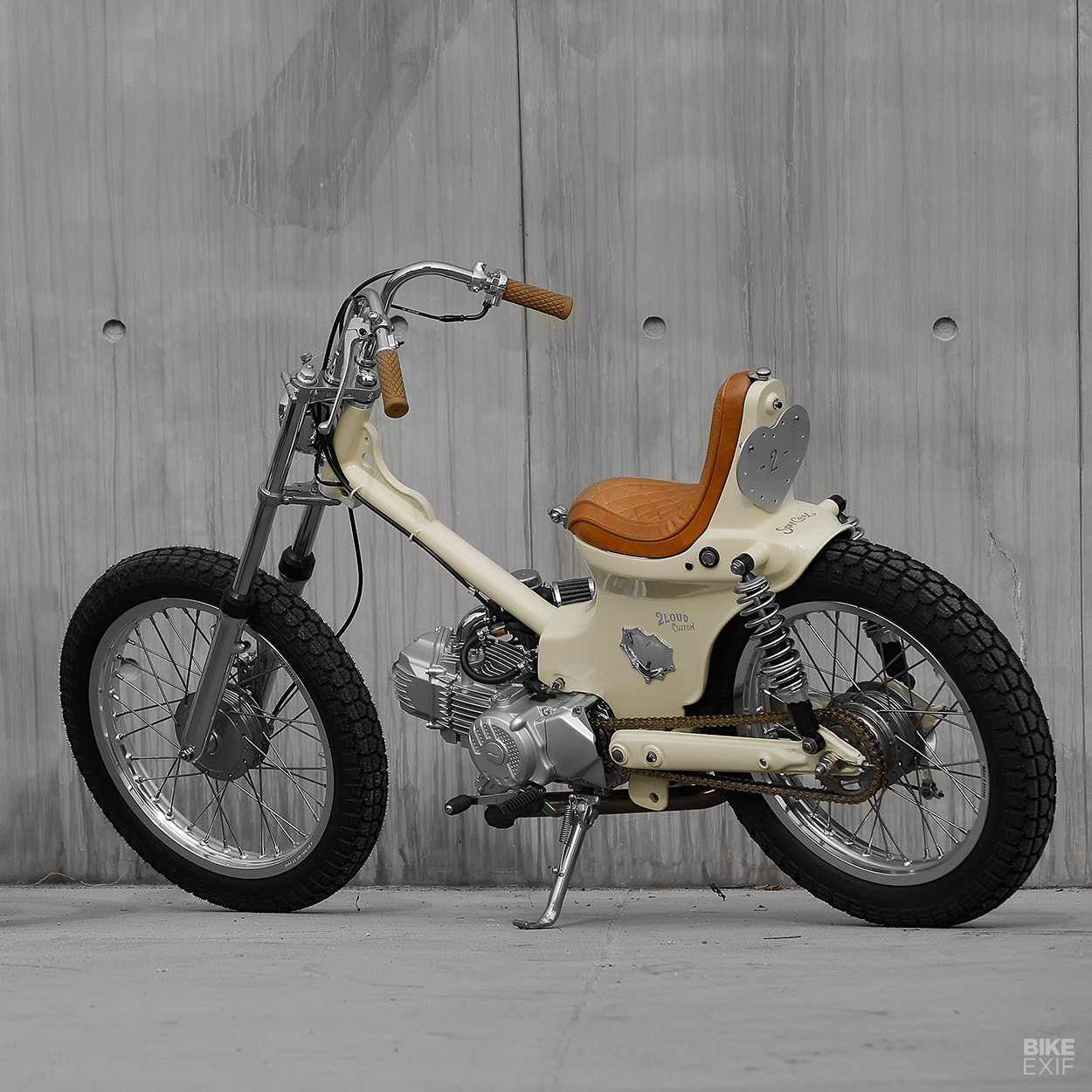 Laid Back: Proof that you can turn a Honda Cub clone into a chopper