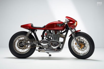 Triumph Thruxton 'Gullwing' cafe racer by Tamarit