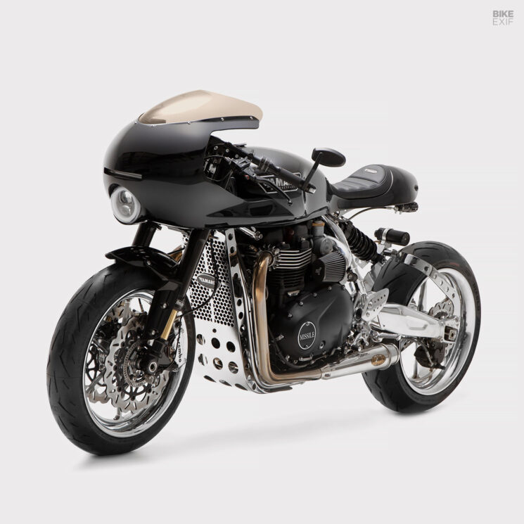 Custom Triumph Thruxton 1200 by Tamarit