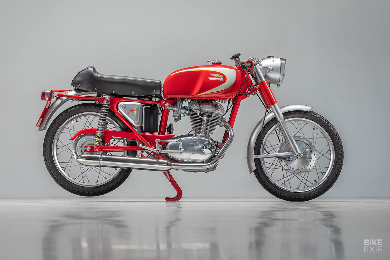 Vintage Ducati 250: A Mach 1 restored by Back To Classics