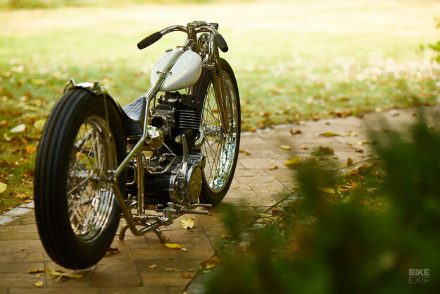 Custom Yamaha SR400 bobber