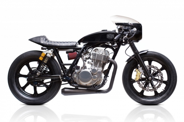 Yamaha SR400 by Deus Customs