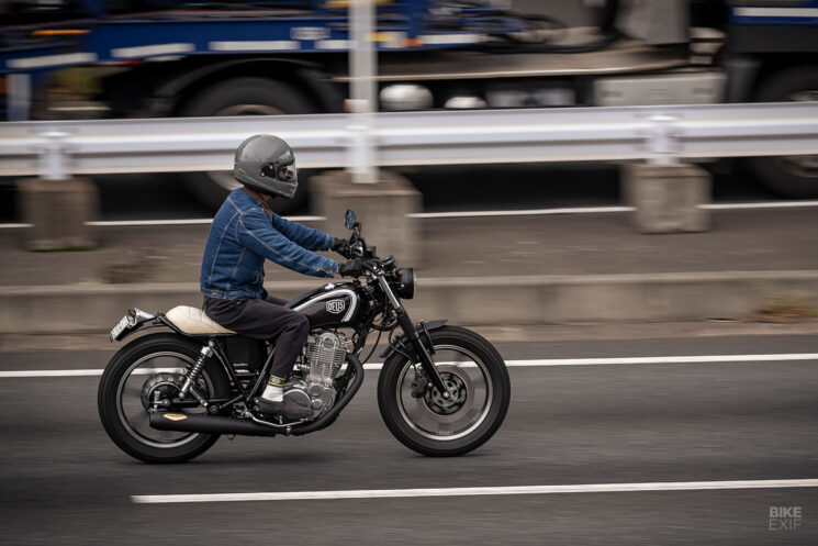 Custom Yamaha SR400 by Deus ex Machina Japan