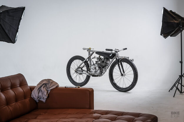 Bicycle-inspired Yamaha XT250 bobber by Kevin Bergeron