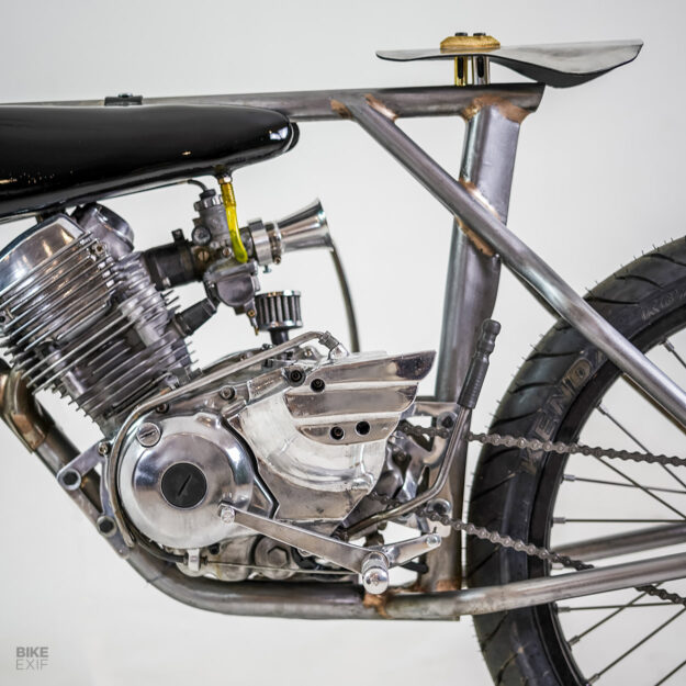 Bicycle-inspired Yamaha XT250 bobber by Kevin Bergeron