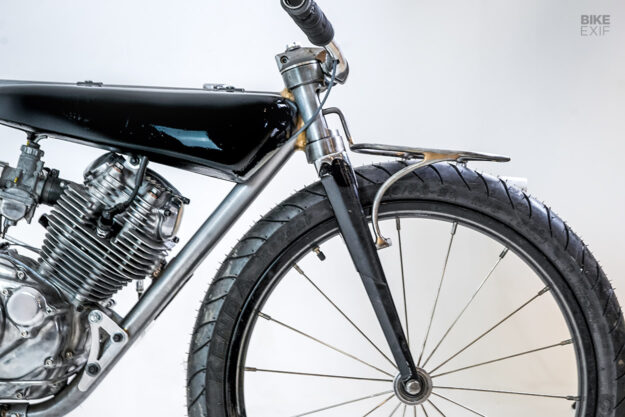 Bicycle-inspired Yamaha XT250 bobber by Kevin Bergeron